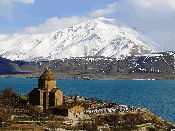 دریاچه وان